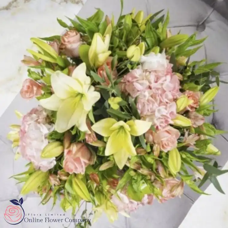 Best Hand Tied Bridal Bouquet 2 The perfect gift to make all your dreams come true.
