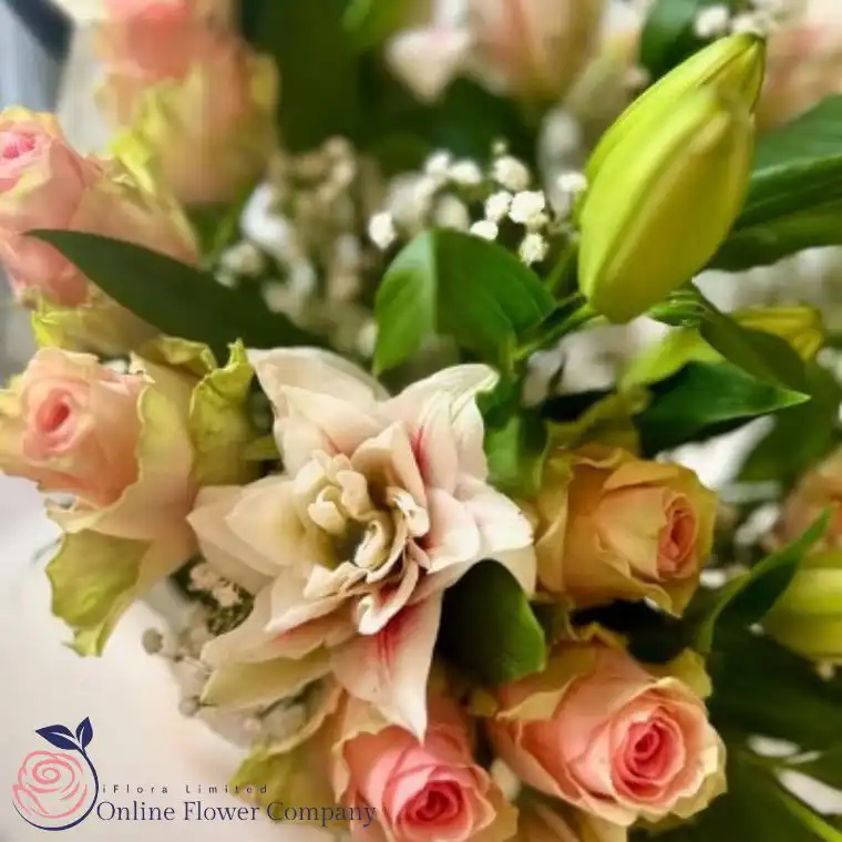 Best Hand Tied Bridal Bouquet 3 The perfect gift to make all your dreams come true.