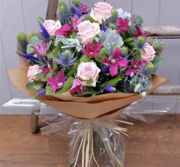 Luxury Hand Tied Flower Bouquet Delivery UK with 10% discount