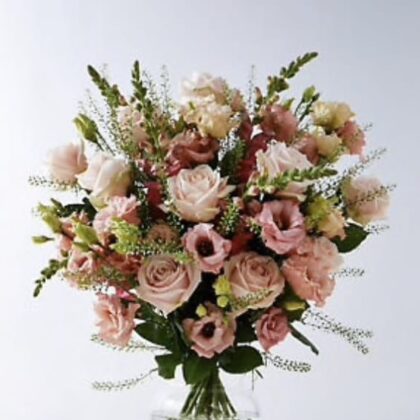 Buy Wholesale Peach and cream Fresh Roses bouquet Delivery