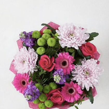 Luxury hand tied bouquet of flowers delivery uk