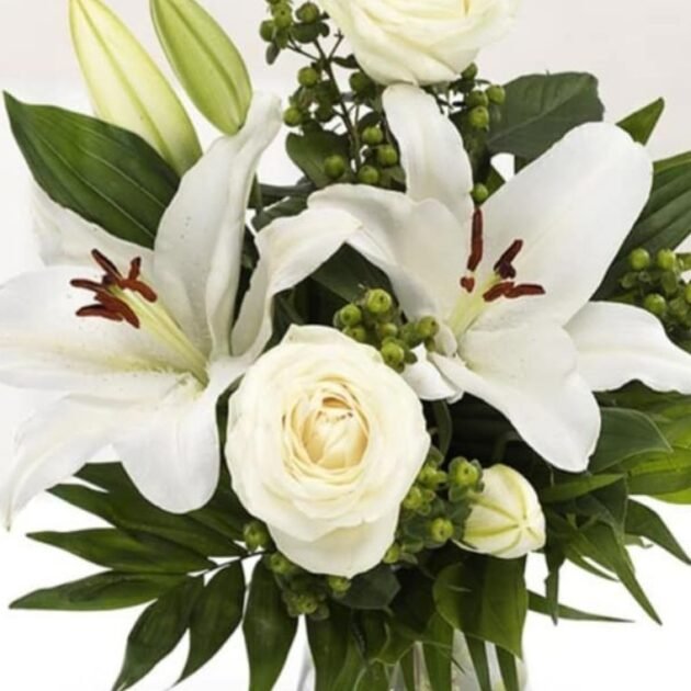 White Lily Rose Bouquet