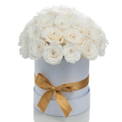 Next Day Delivary Luxury White Roses Hat Bouquet Box