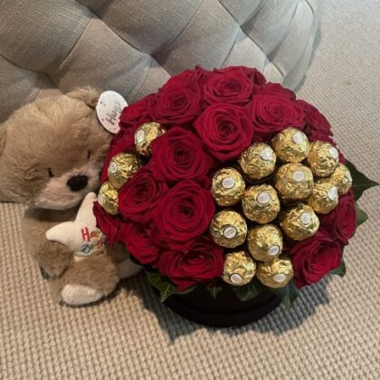 Ferrero Rocher Red Rose Box and Chocolate Gift Box UK Delivery