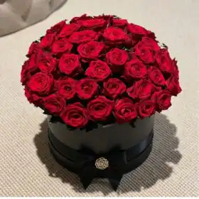 50 Radiant Red Roses in a Luxury Hat Box