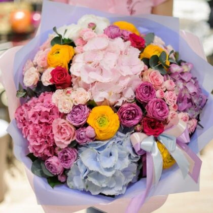 luxurious Gorgeous pink and blue hydrangeas bouquet Delivery