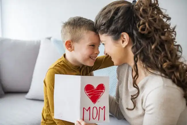 Mom Gift Card Add On Gift 1 Buy Greeting Cards Online for Dad, Mom, Son, Wife, Daughter, Sister - Delivery UK đâď¸