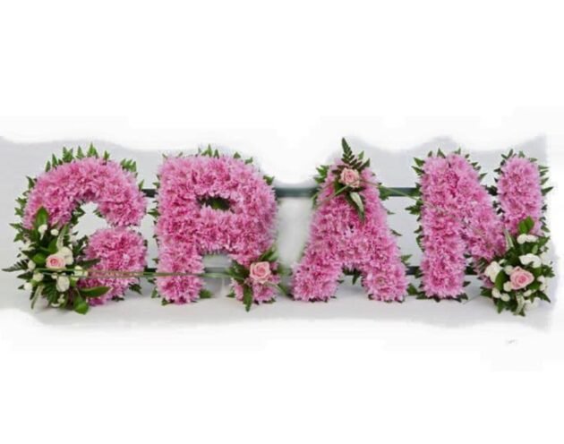 Cheap Price Gran 4 Letter Flowers Tribute | 4 Letter Tribute | Gran Funeral wreath | Online Flower Company