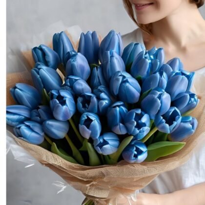 Blue Tulips Bouquet For Mother's Day flowers – Elegant floral arrangement for Mother’s Day, delivered next day across the UK