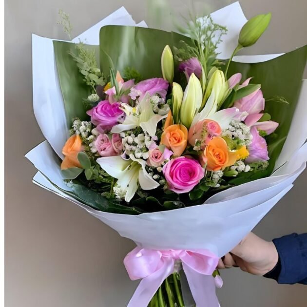 Hand Tied Spring Flower Bouquet Delivery for Mother’s Day – Fresh Seasonal Blooms for a Beautiful Gift