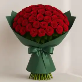 The Crimson Sovereign: Luxury Red Rose Bouquet