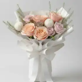 Peach and Pink roses bouquet​