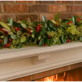 Christmas garland for fireplace mantel