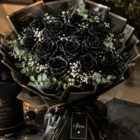 Stunning Dark Elegance Black Roses Bouquet